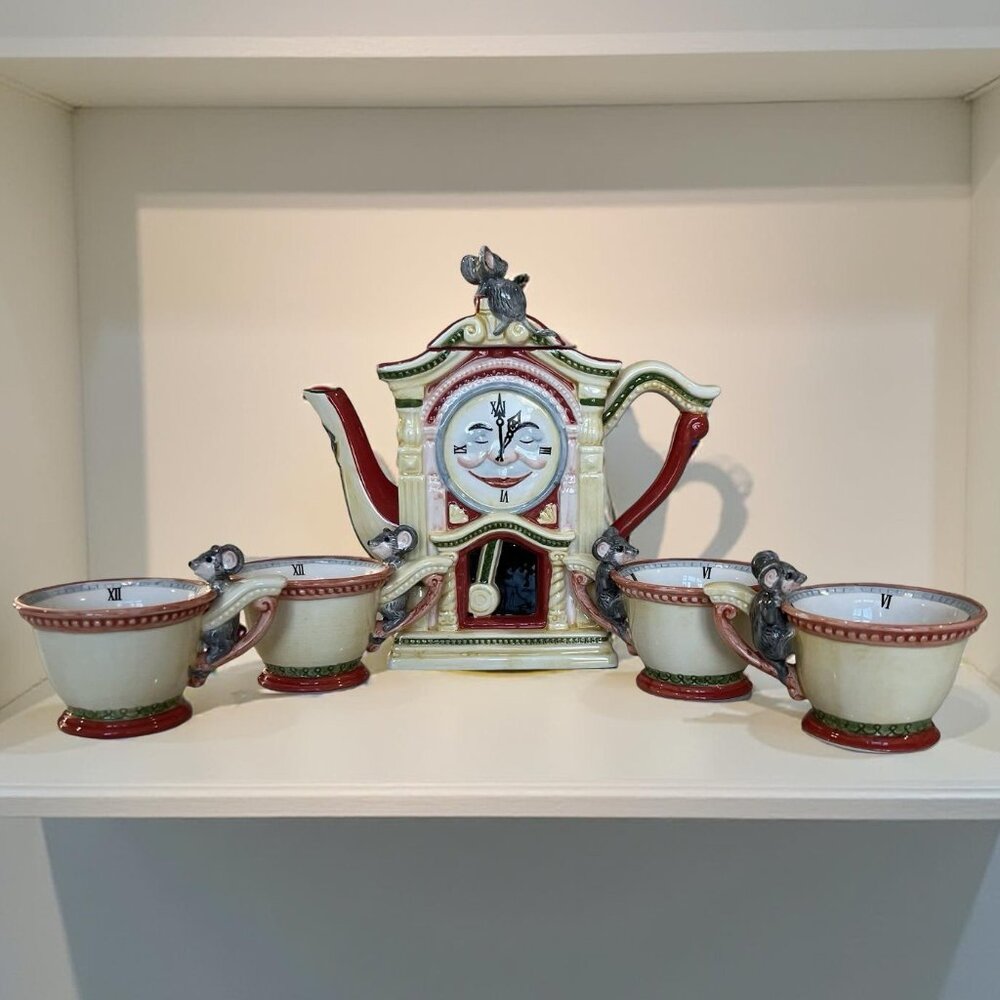 Vintage Dept 56 Storybook Hickory Dickory Doc Mouse & Clock Teapot Set - New